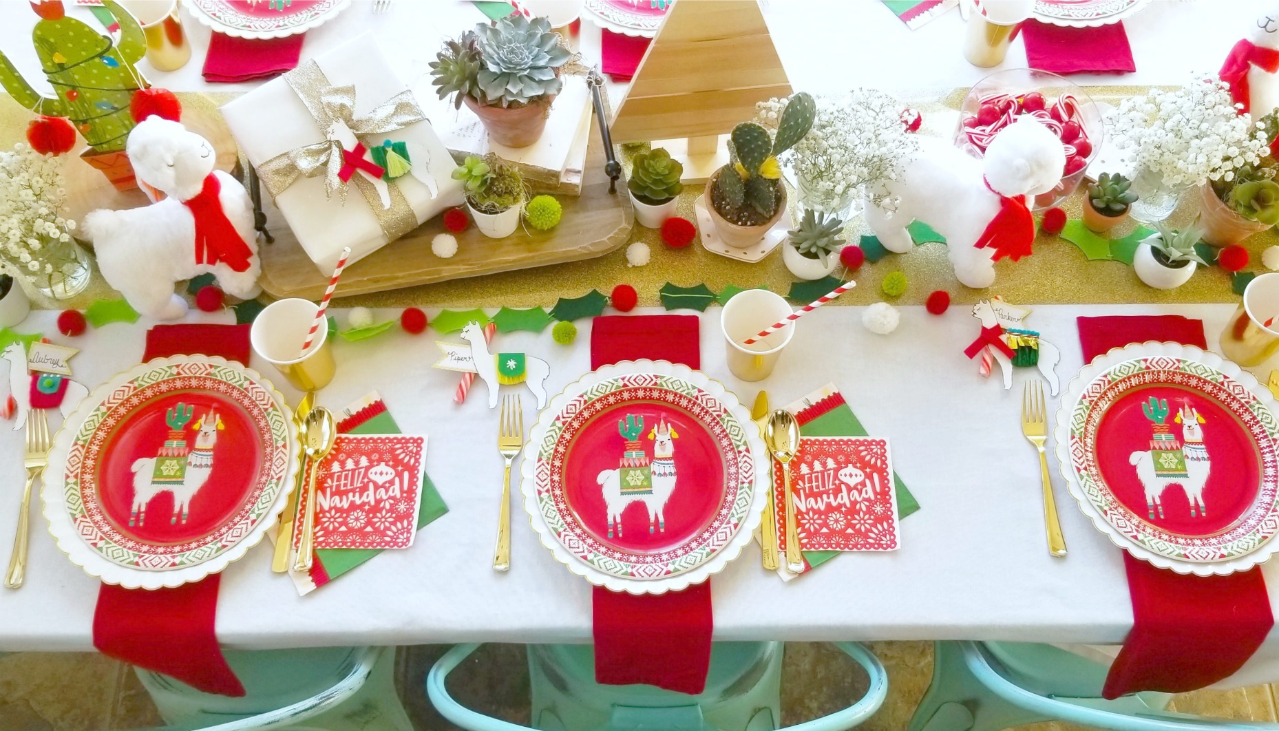 Fleece Navidad Fiesta Table Setting