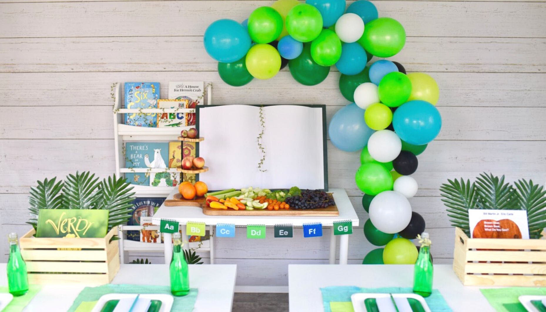 book-themed-baby-shower