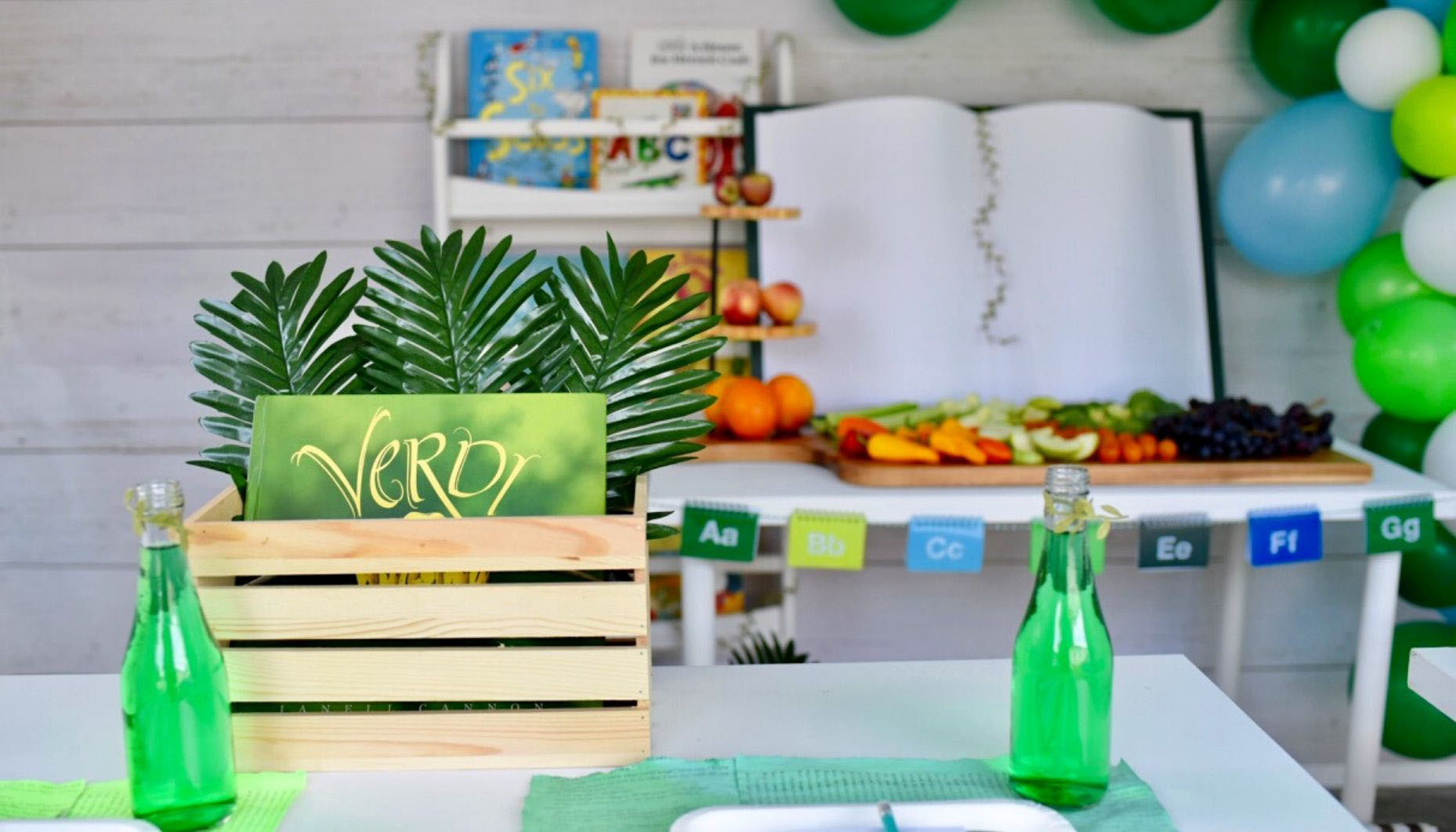 book-themed-baby-shower