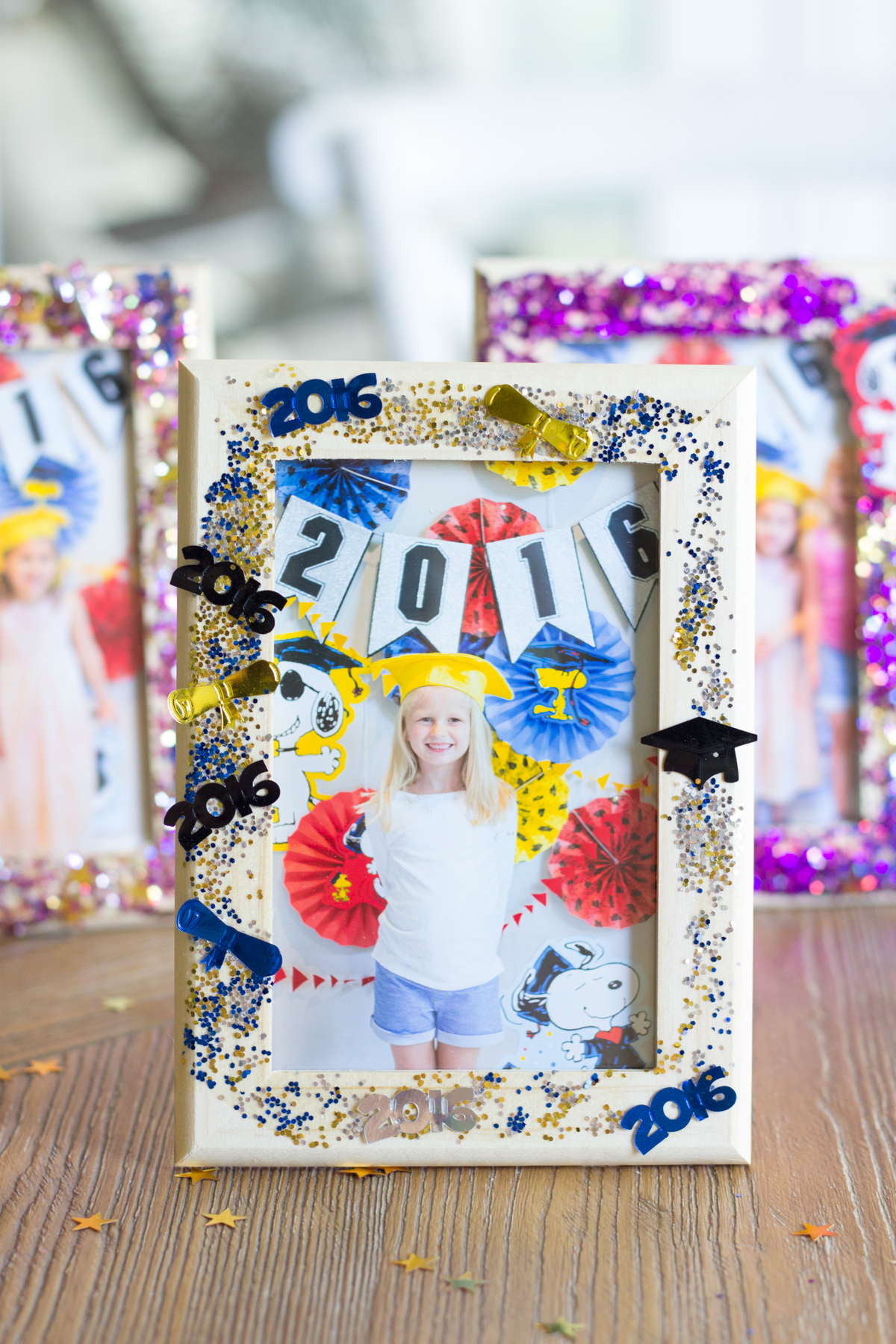 DIY graduation picture frames