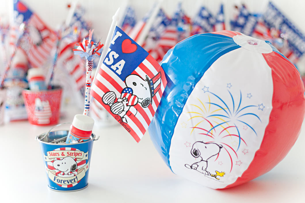 Peanuts Patriotic Party