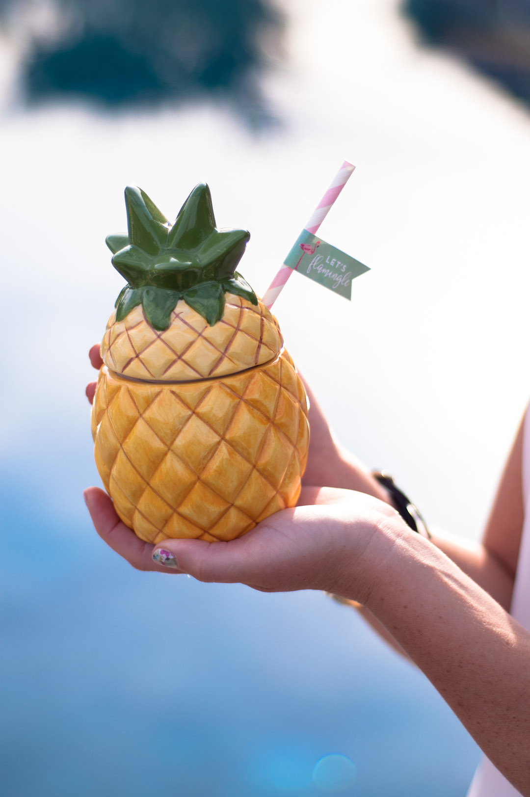 http://cl-drupal.orientaltrading.com/sites/default/files/inline-images/legacy/2016/05/Pineapple-Cocktail-Party-74.jpg