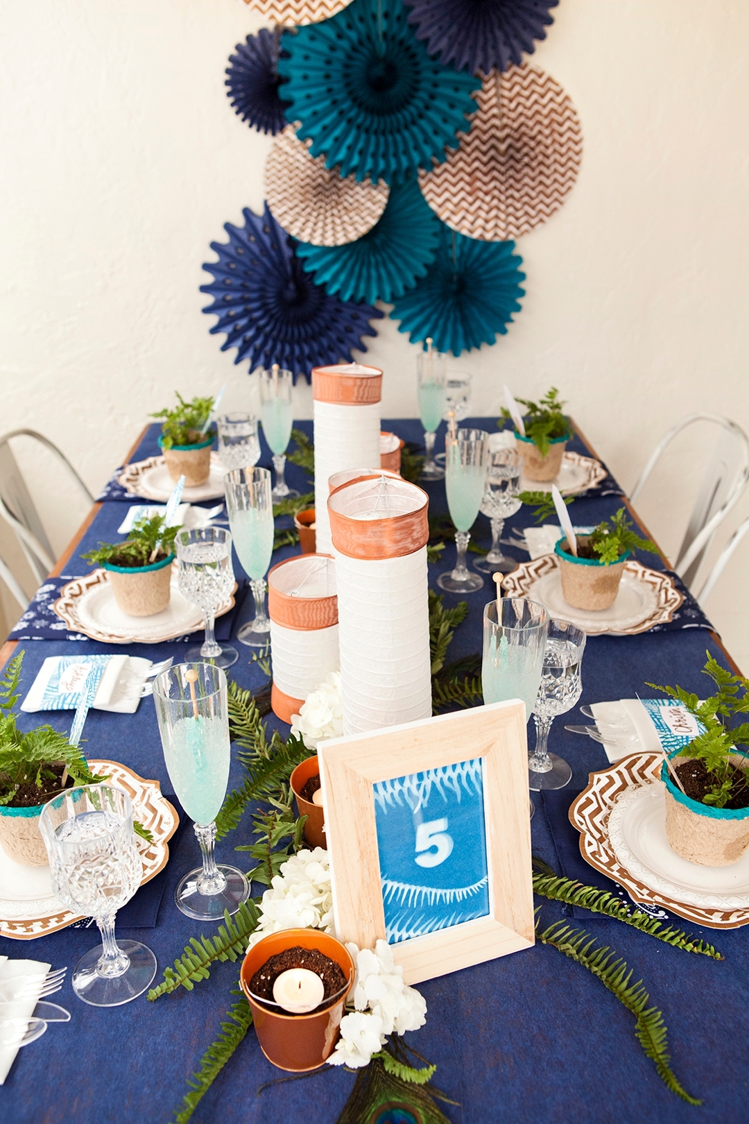 Check out this darling DIY indigo boho wedding tablescape idea!