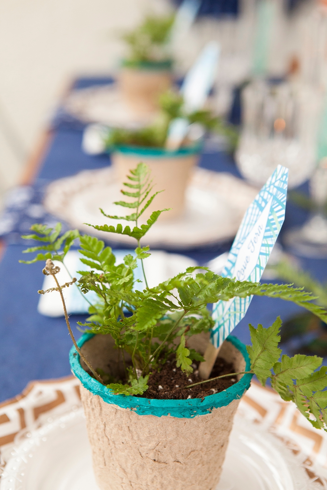 Check out this darling DIY indigo boho wedding tablescape idea!