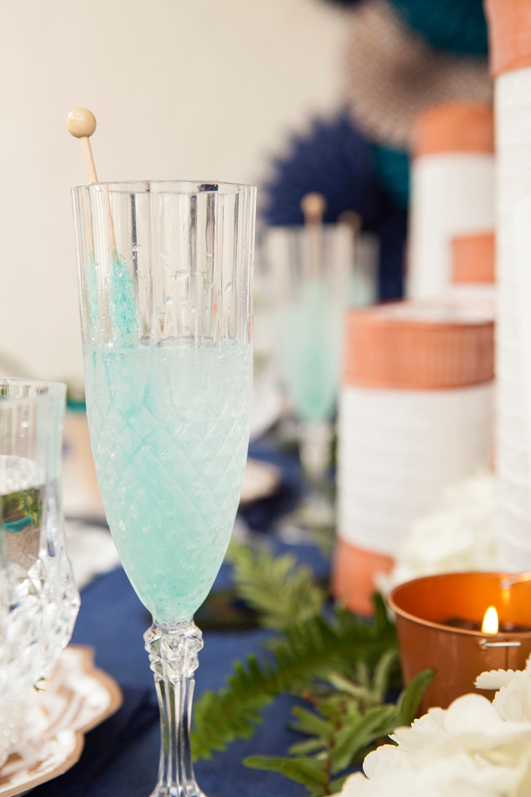 Check out this darling DIY indigo boho wedding tablescape idea!