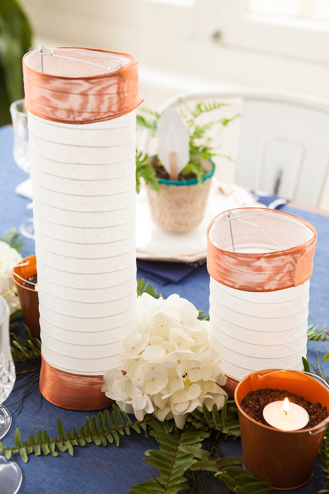 Check out this darling DIY indigo boho wedding tablescape idea!
