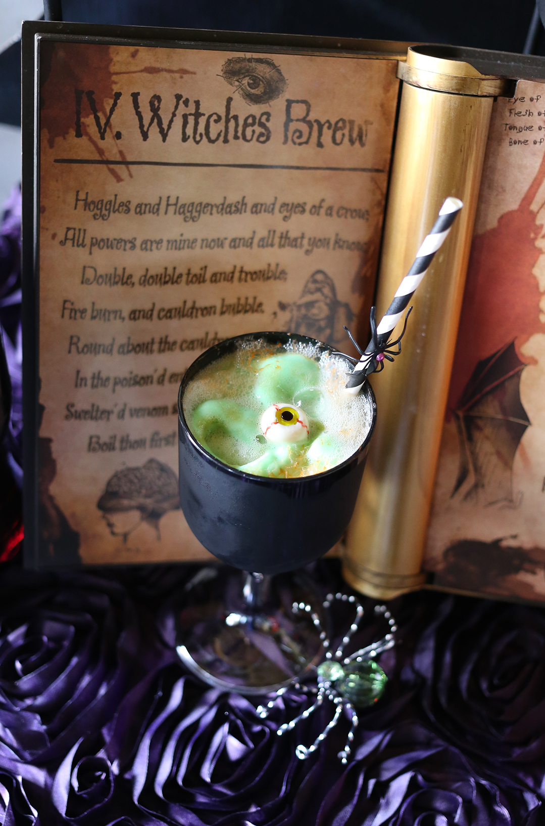 Halloween party drinks - witch's brew