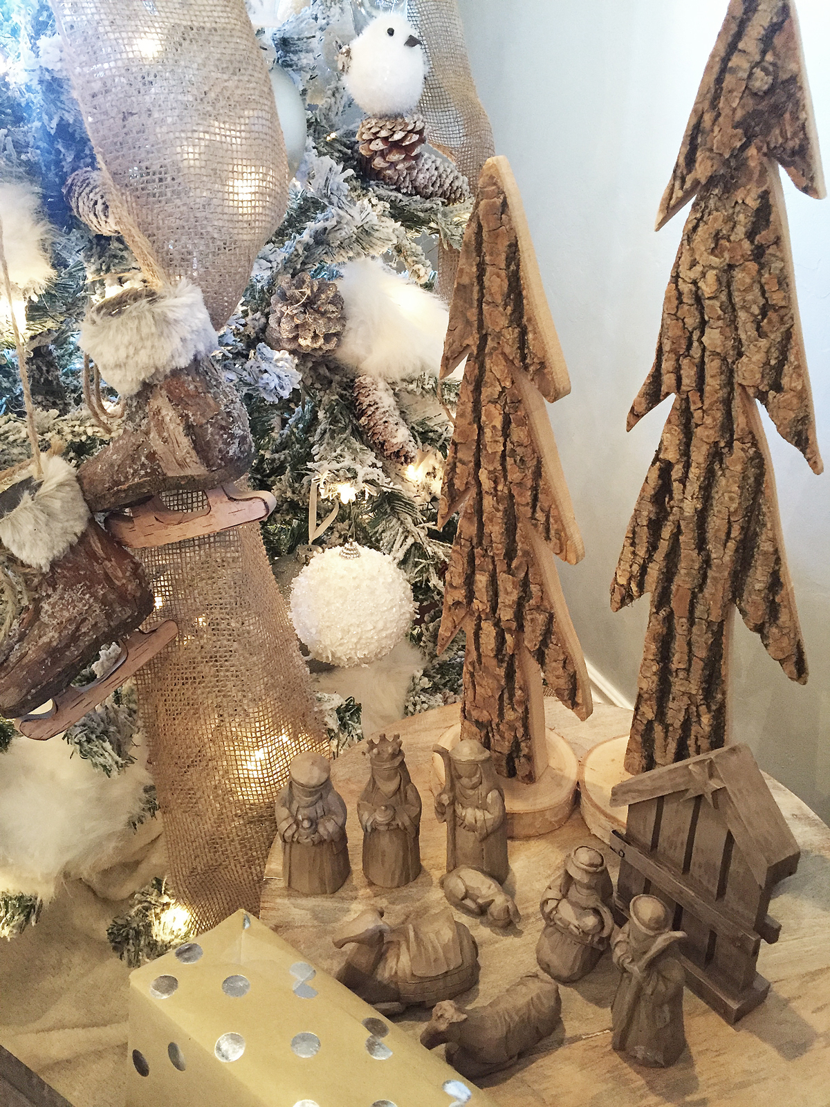antiqued nativity set rustic farmhouse christmas