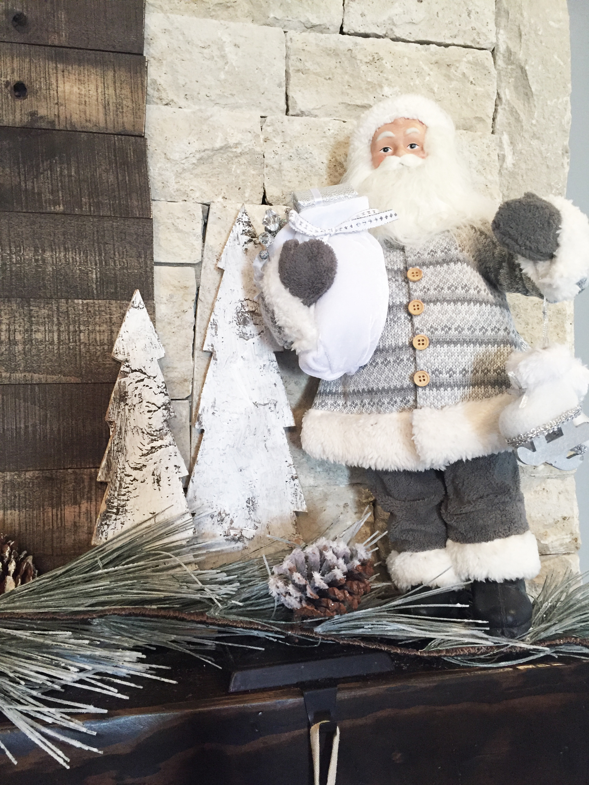 Rustic Farmhouse Santa Clause Christmas Decor Gray Mantel Decoration