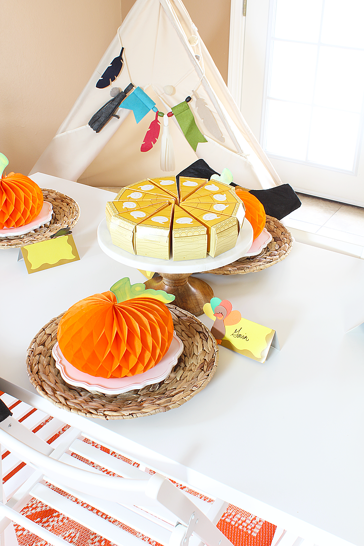 Thanksgiving Kid's Party