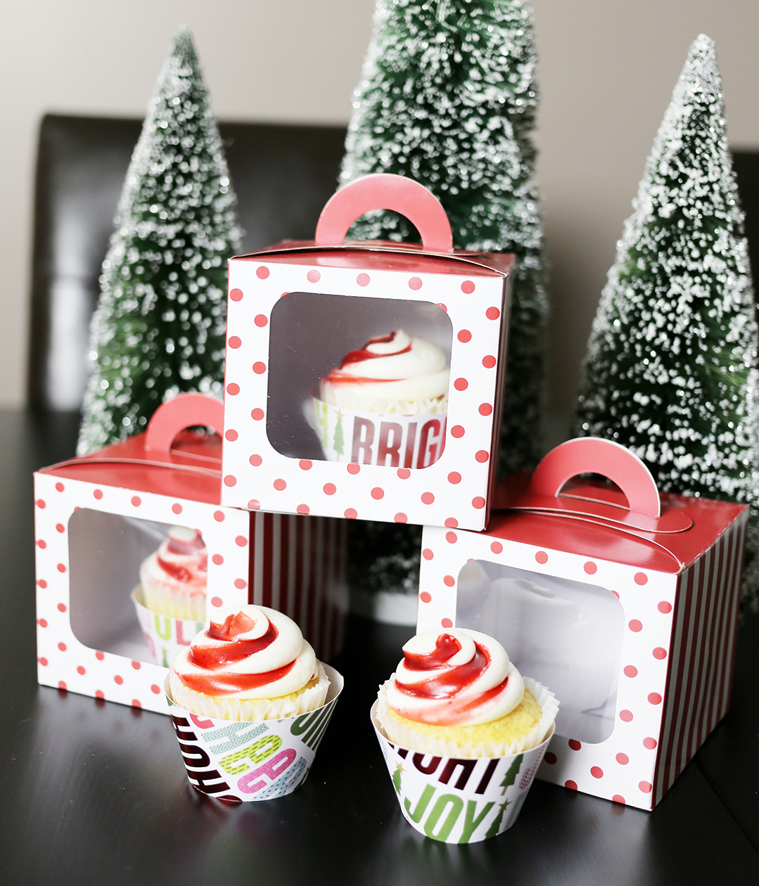 Christmas Gift Wrapping Party and Stocking Stuffer Favor Bar