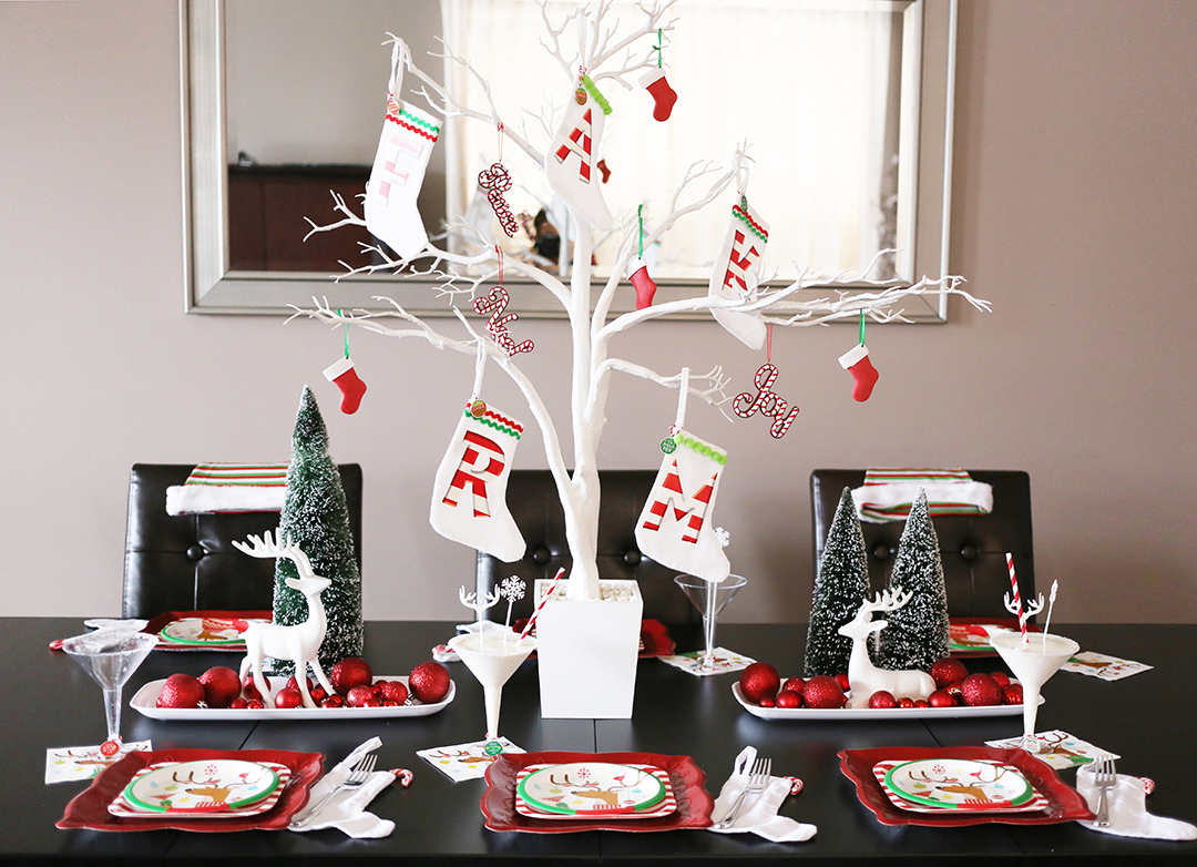 Gift Wrapping Party - Christmas Dining Table