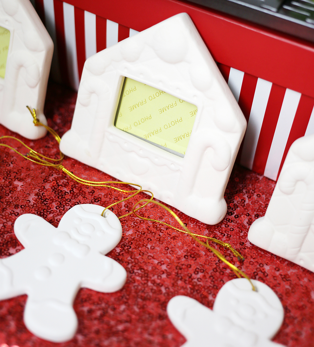 Gift Wrapping Party - Ornaments