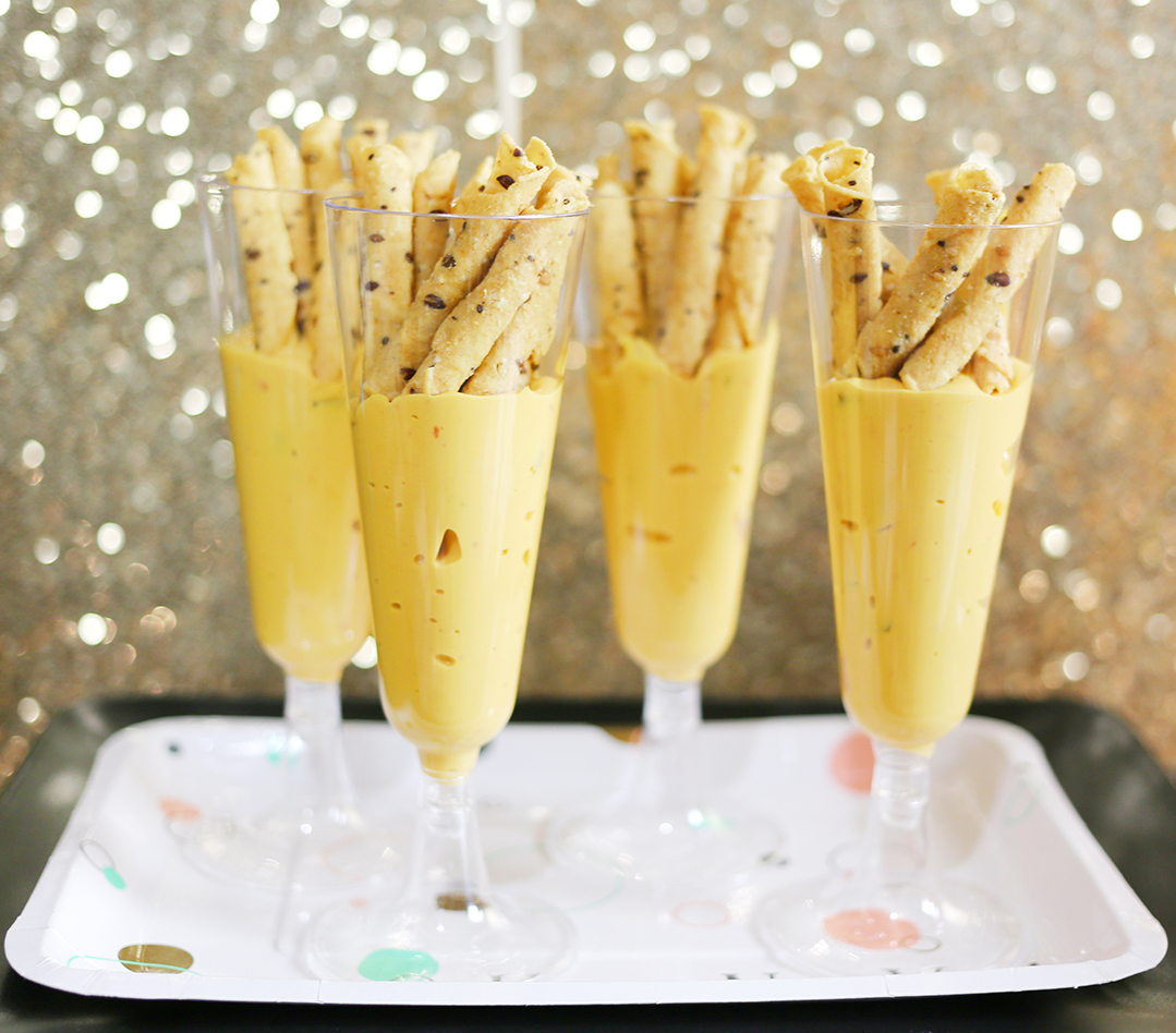 Mini Champagne Appetizer Glasses 2
