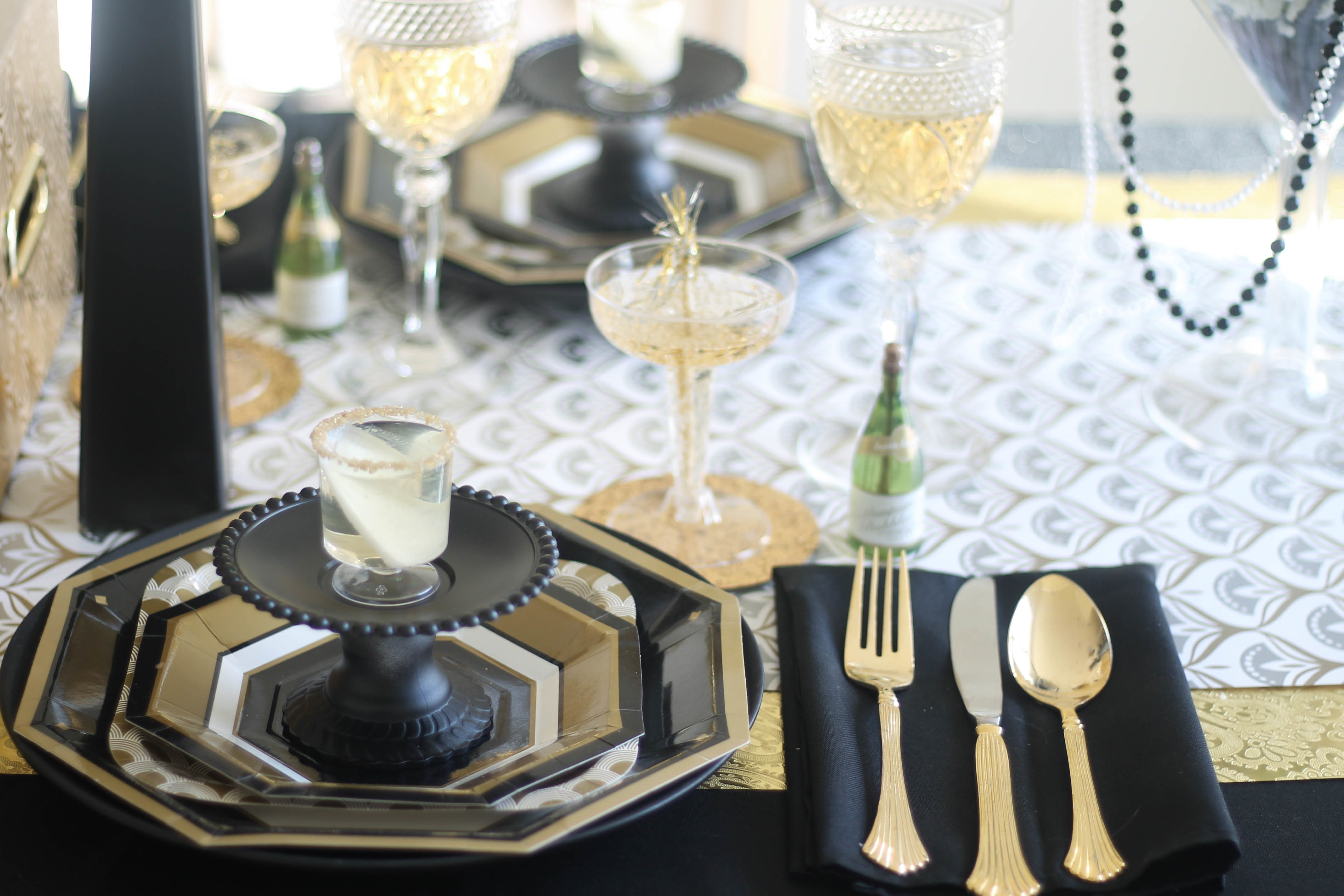 Gatsby Inspired New Year's Eve Party