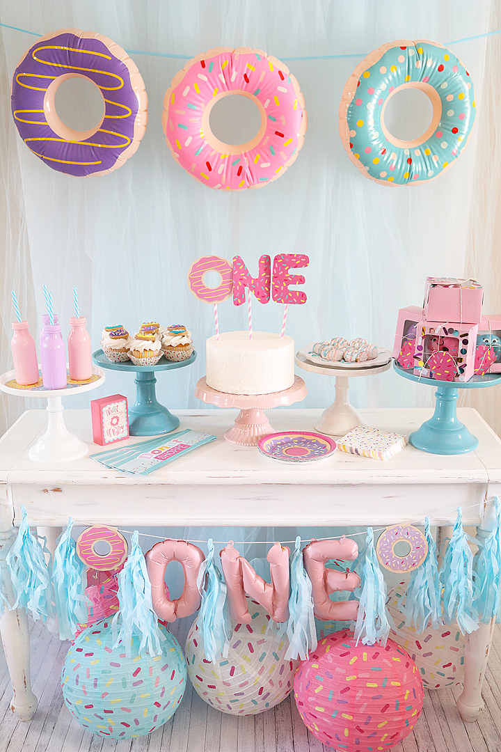 Cake Topper Donut First Birthday Party Decorations Sweet One Donut Banner Latex Balloons for First Baby Girl Birthday Baby Shower Donut Cupcake Topper K KUMEED Donut 1st Birthday Party Supplies 