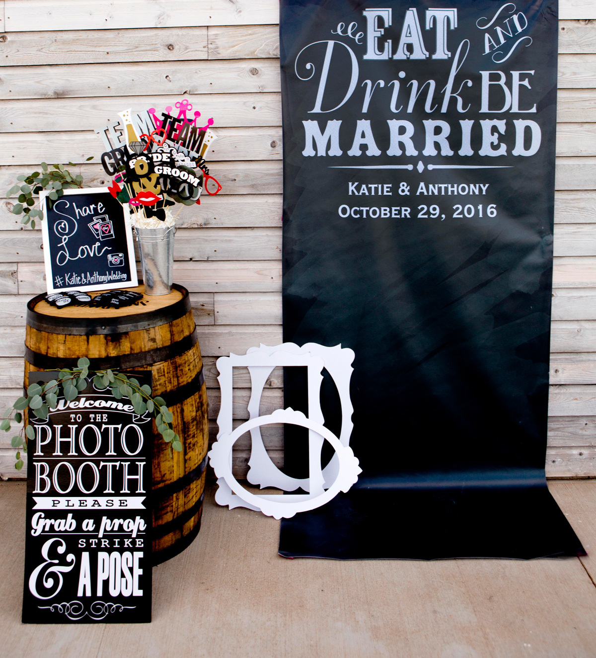 DIY wedding photo booth on a budget