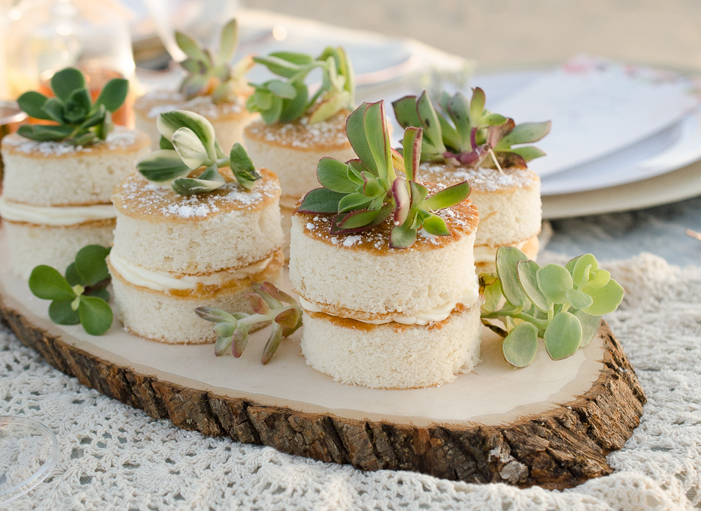 Mini Naked Cakes