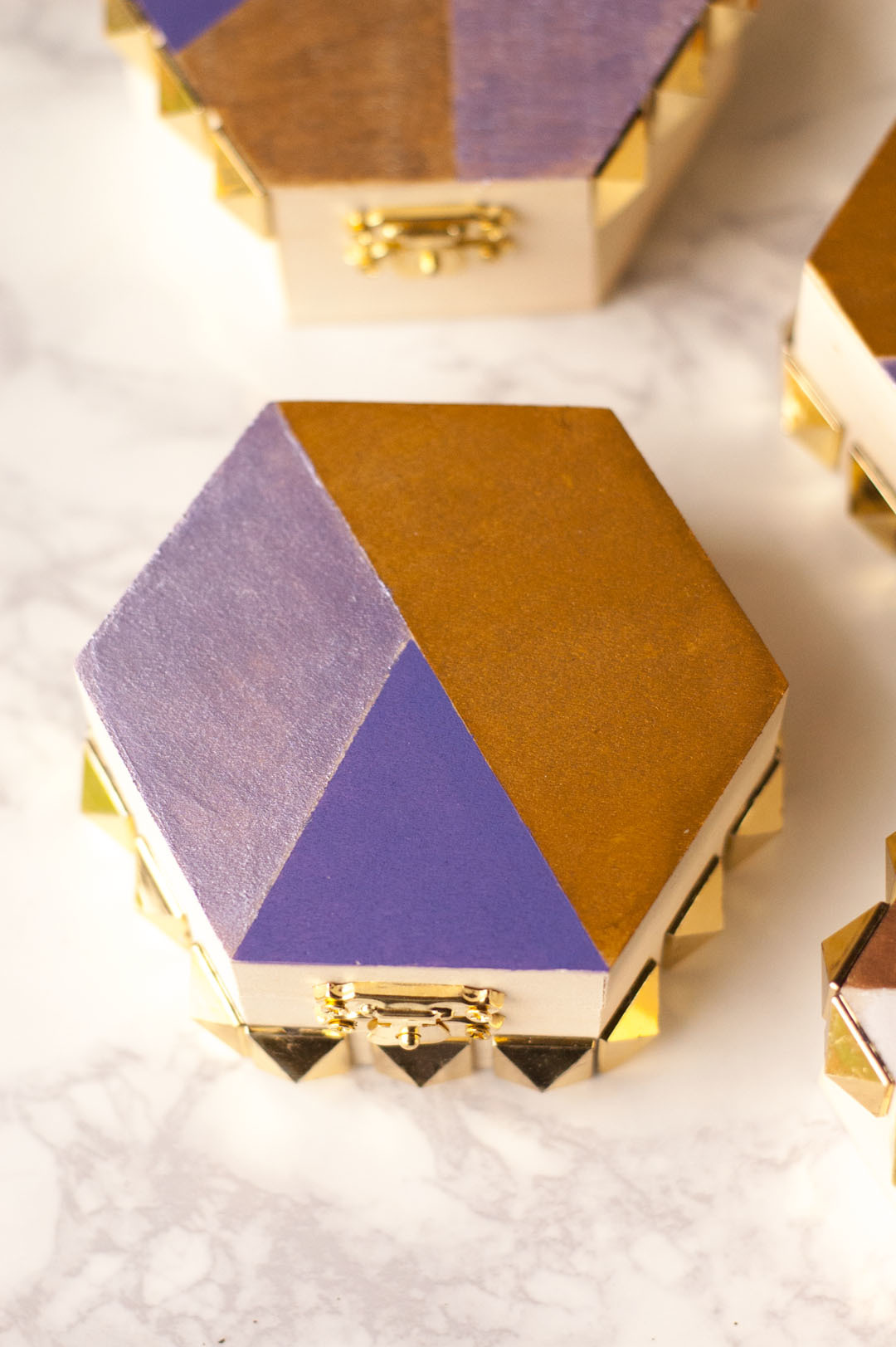 Looking for a chic Bridal Shower Theme? Check out our Purple Geometric Terrarium Bridal Shower with the help of Oriental Trading.