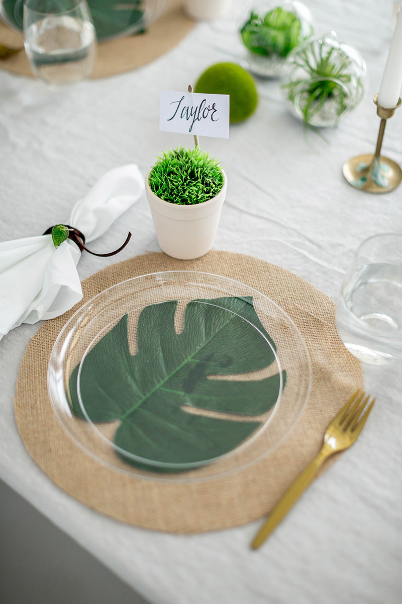 pantone-approved natural green tablescape Pantone-Approved Natural Green Tablescape