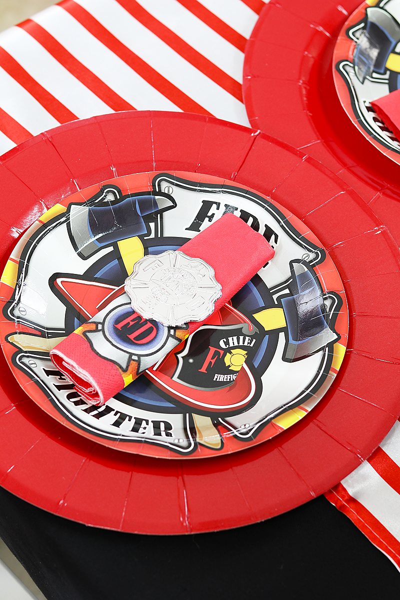 Firefighte Birthday Party Table