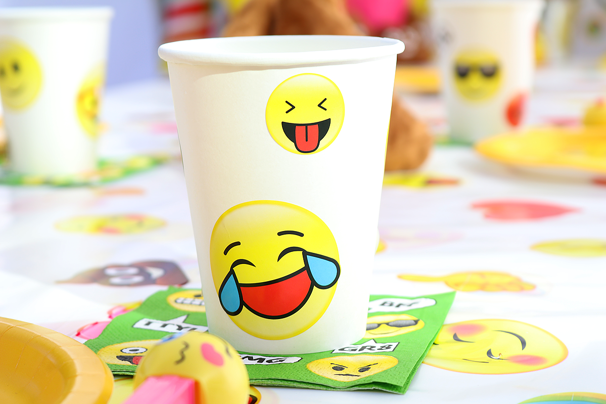 emoji summer pool party Emoji Summer Pool Party