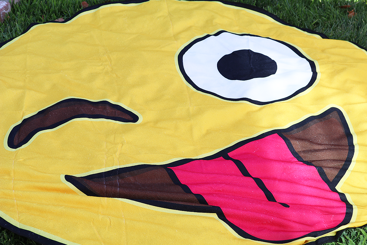 emoji summer pool party Emoji Summer Pool Party