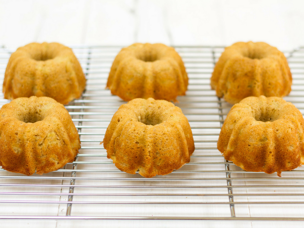 Mini Apple Spice Bundt Cakes With Caramel Fun365