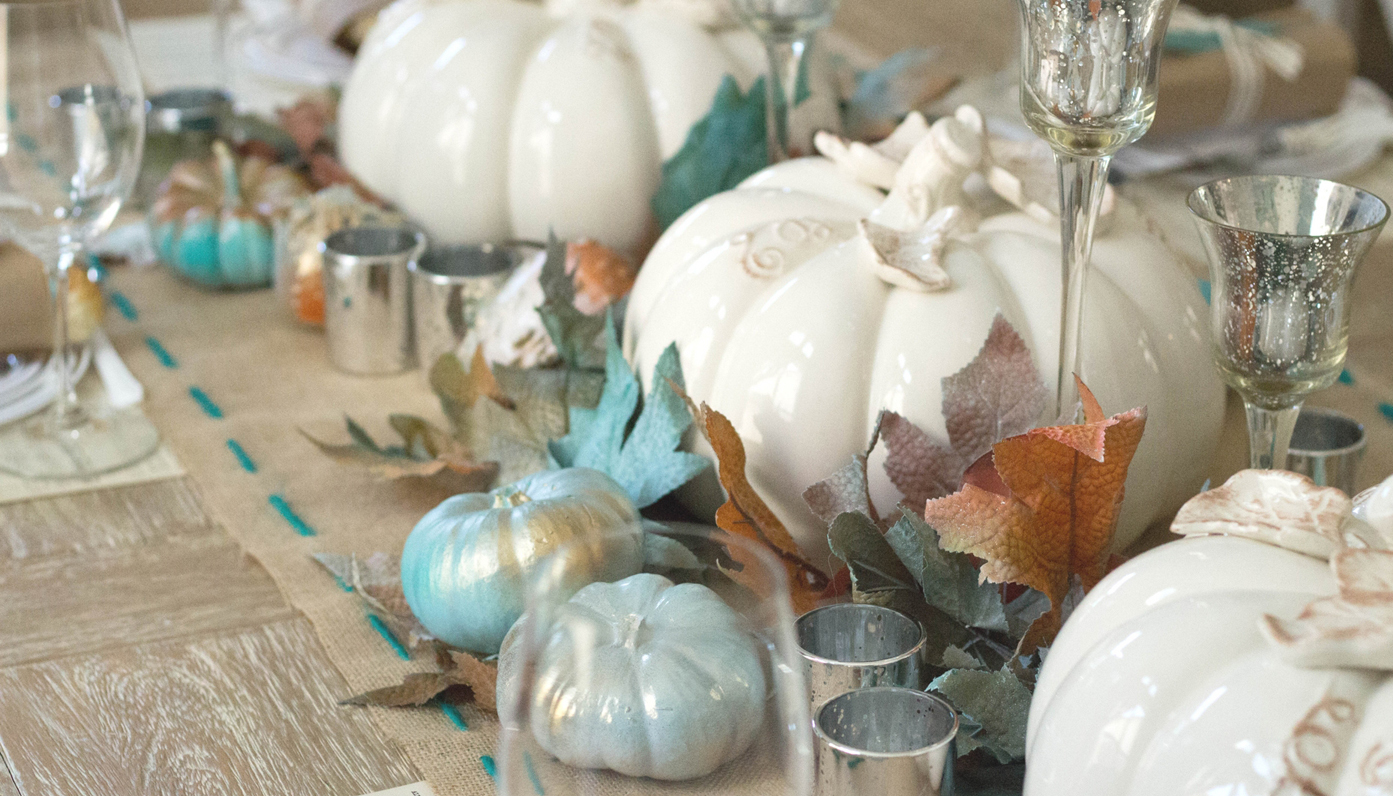 Unconventional Thanksgiving Table Décor | Fun365