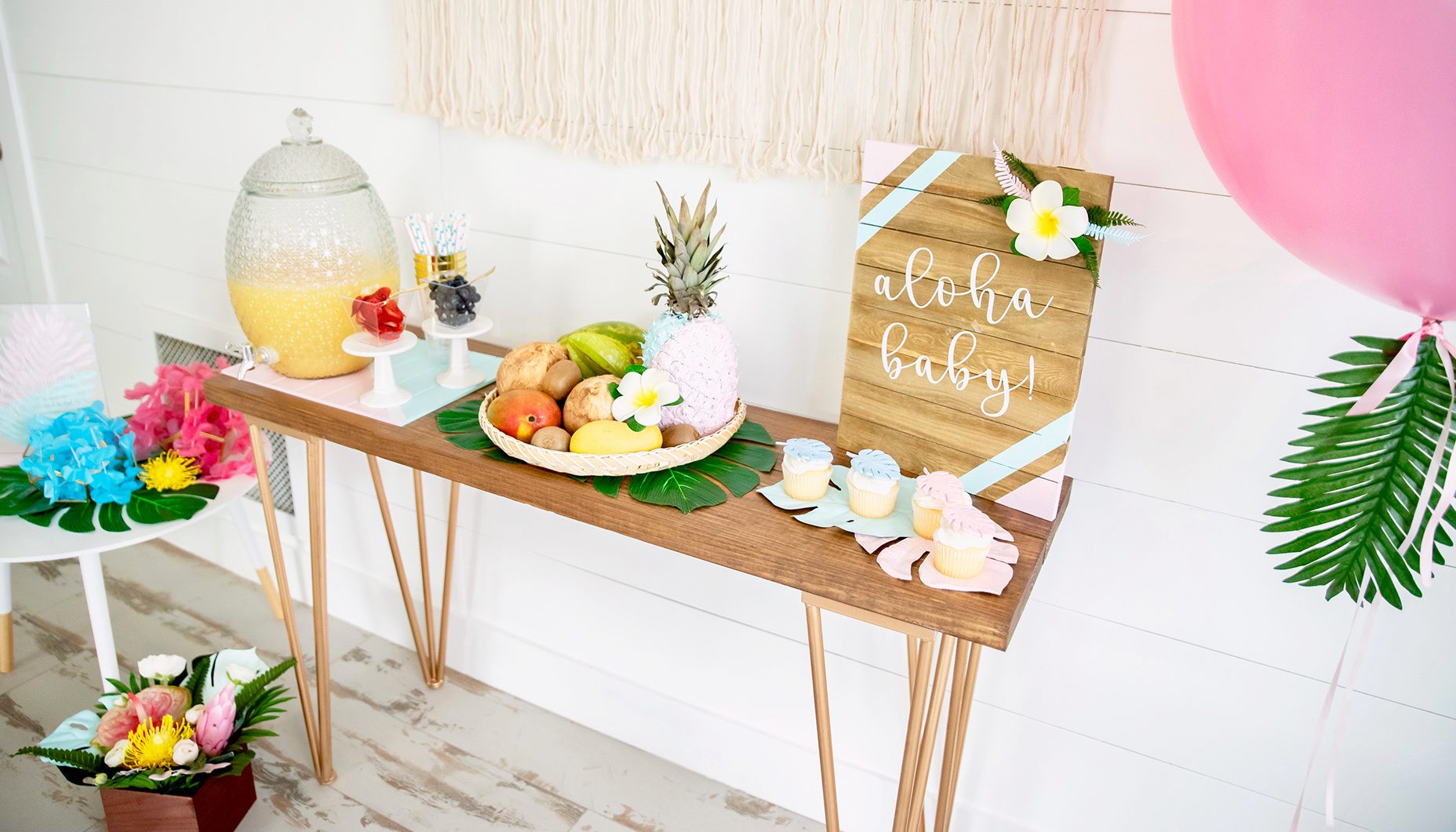 Luau Gender Reveal Party | Fun365