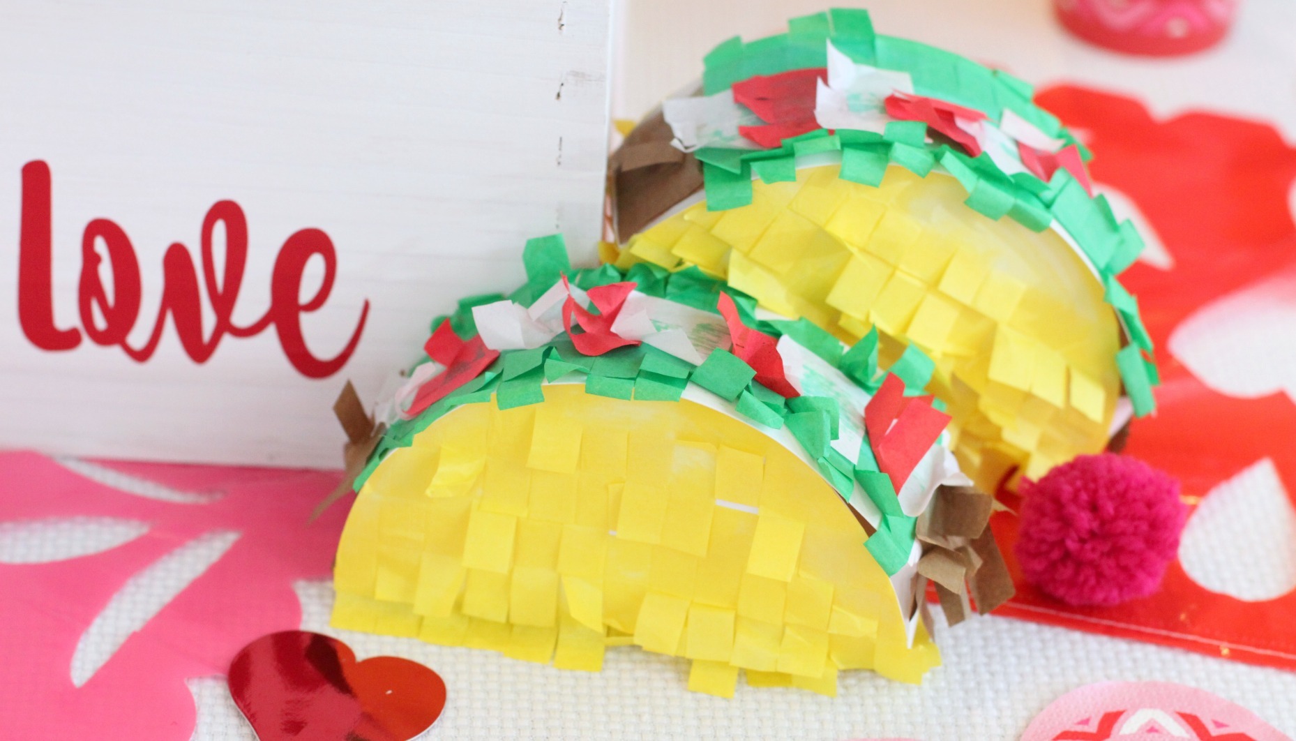 Mini Fiesta Taco Pinata