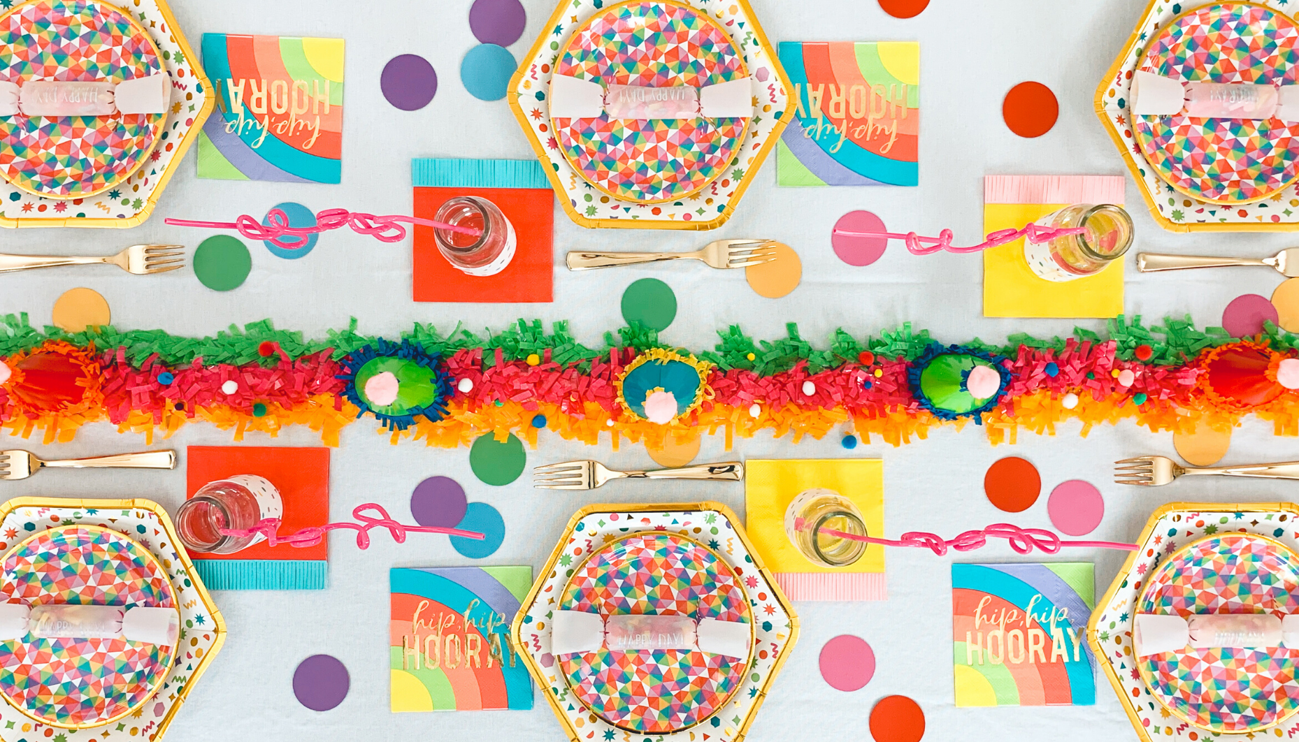 Toss the confetti, the cutest party for kiddos is here! This confetti filled fete is great for any age, and it includes free confetti printables!