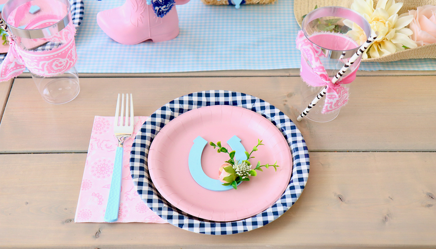 cowboy-or-cowgirl-gender-reveal-party