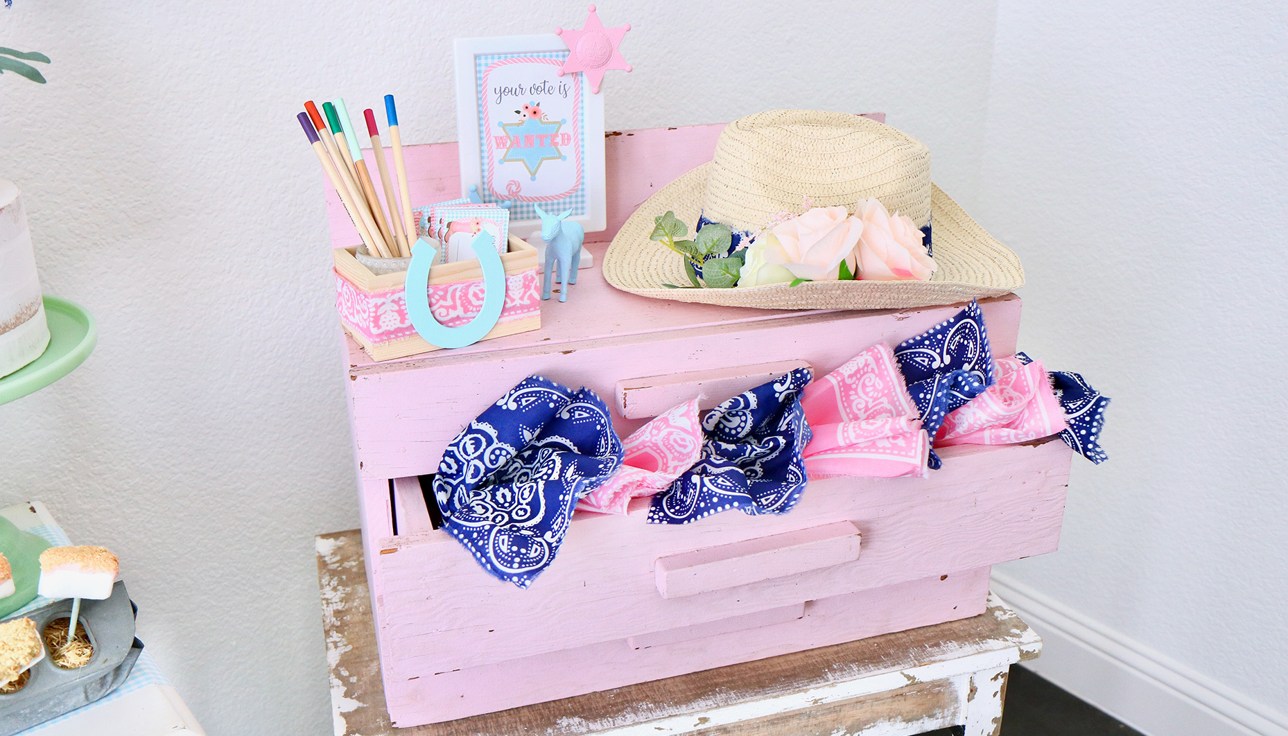 cowboy-or-cowgirl-gender-reveal-party
