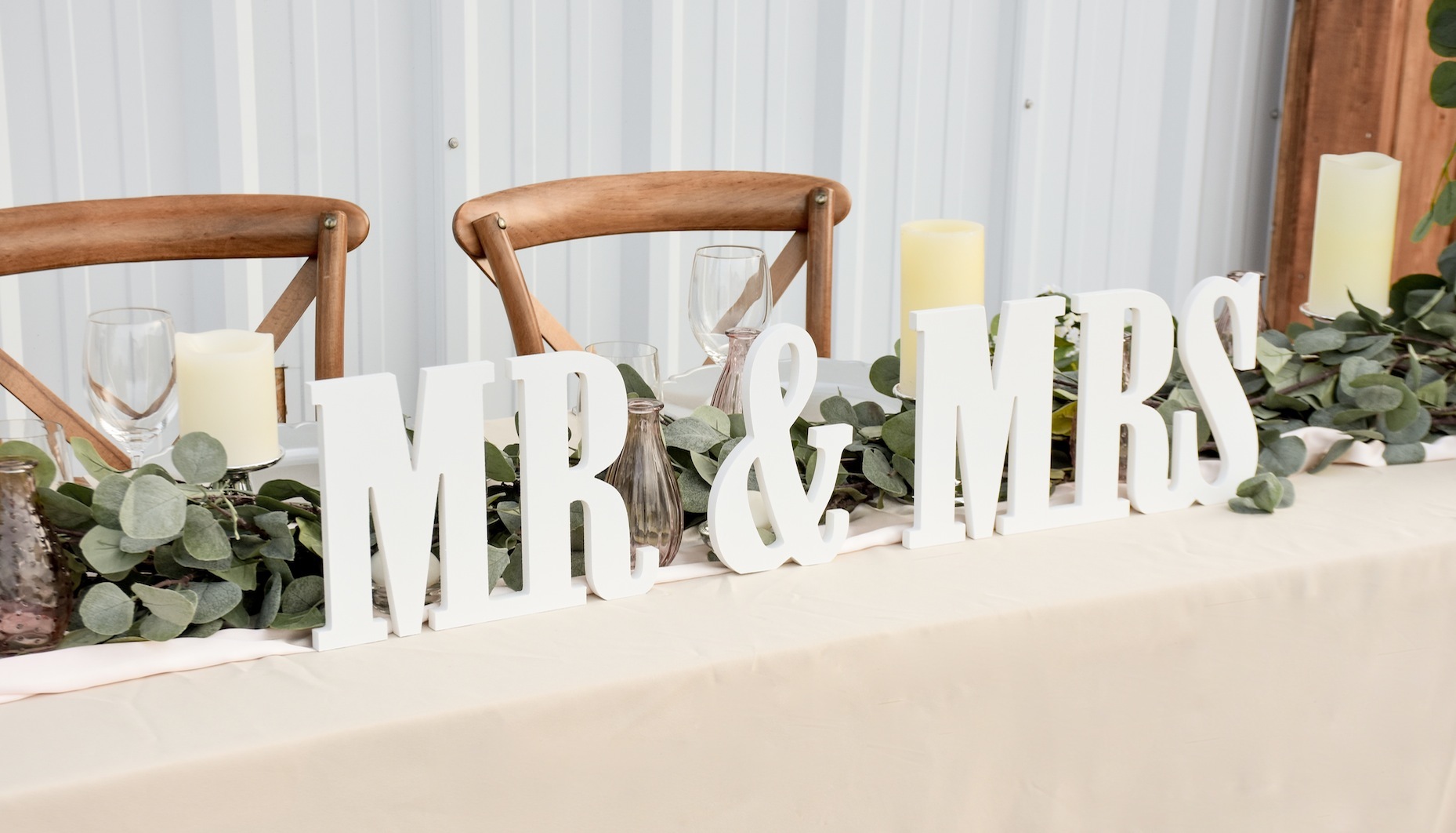 mr mrs table sign