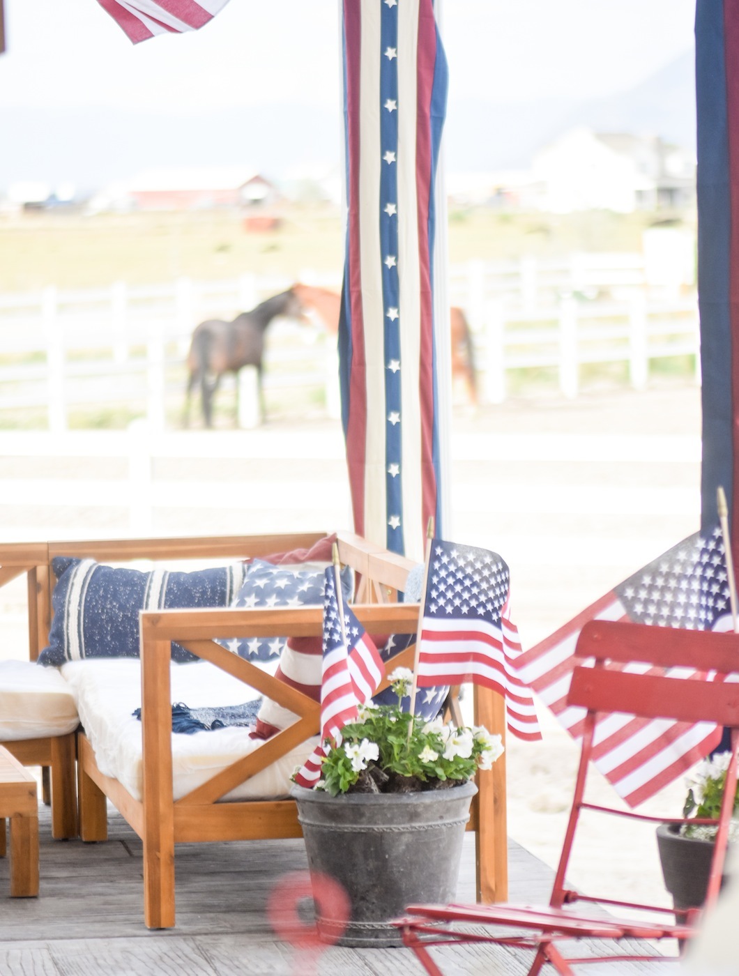 Americana 4th of July Memorial Day Front Porch Decorating Idea