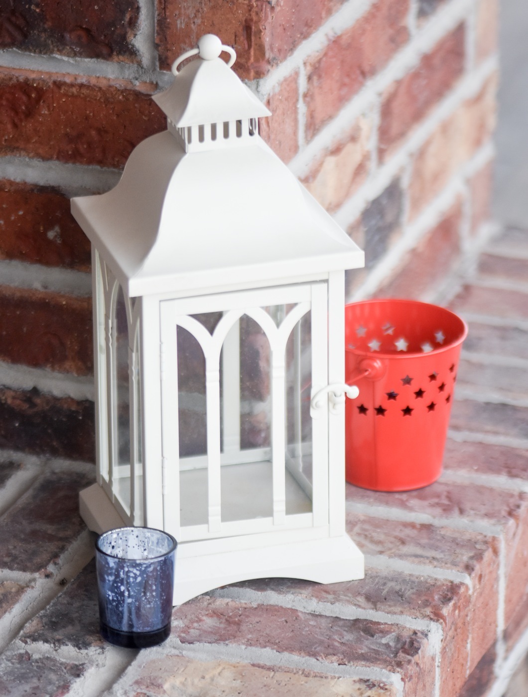 Americana 4th of July Memorial Day Front Porch Decorating Idea