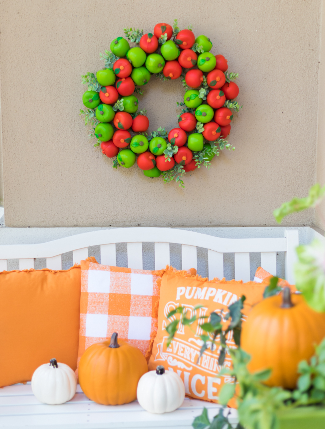 DIY Fall Apple Wreath