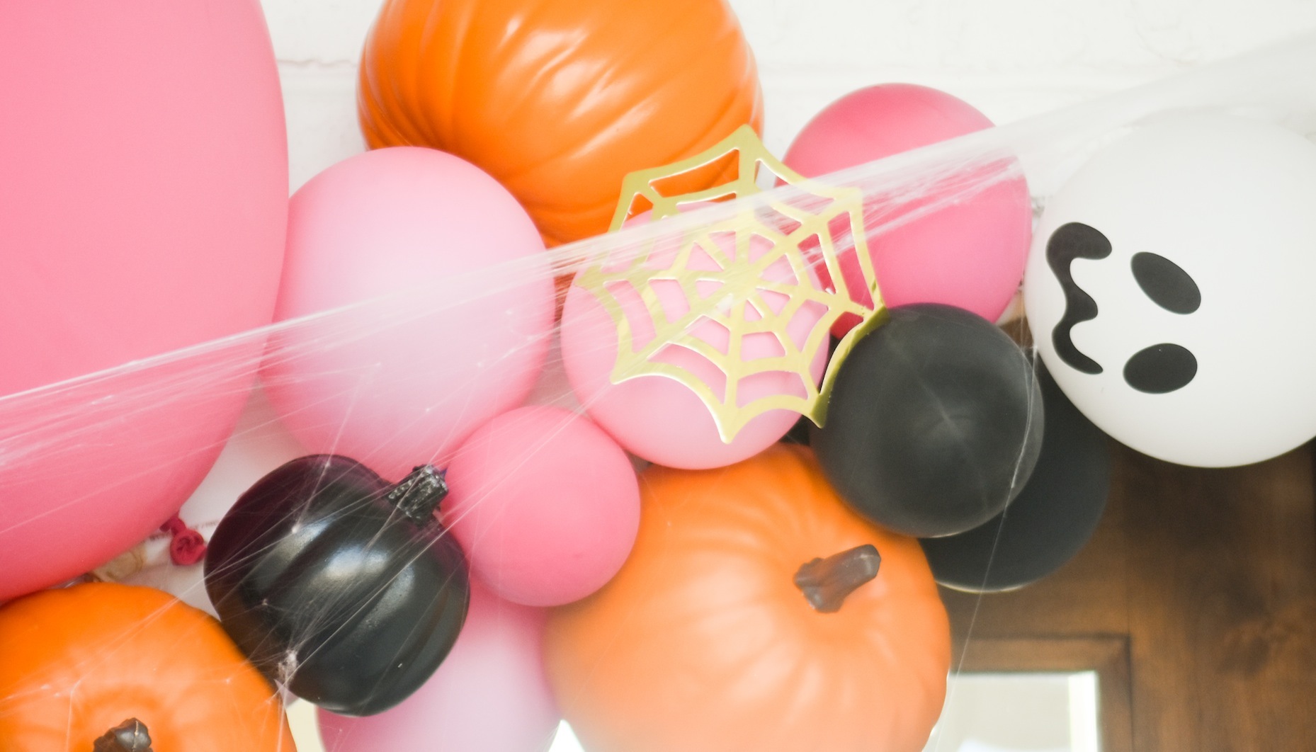 Colorful Cute Skeleton Halloween Decorating Balloon Pumpkin Garland Porch Idea