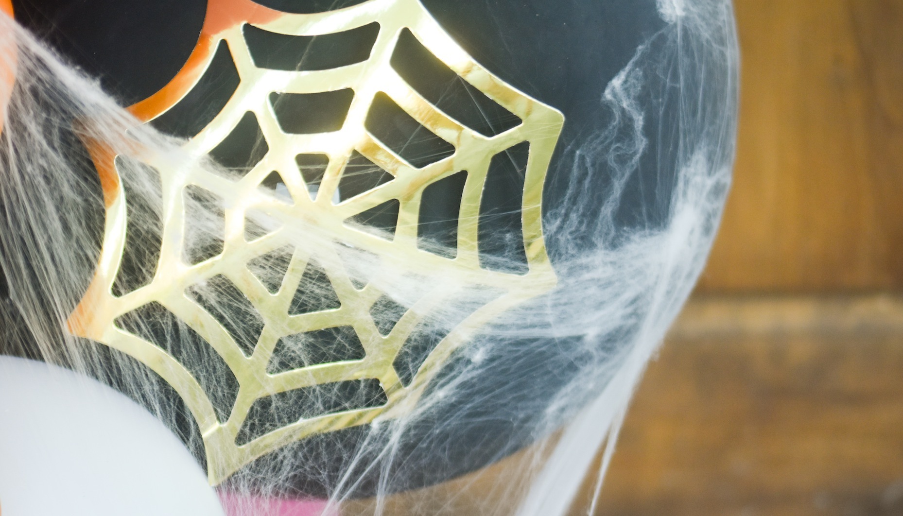 Colorful Cute Skeleton Halloween Decorating Balloon Pumpkin Eyeball Garland Porch Idea