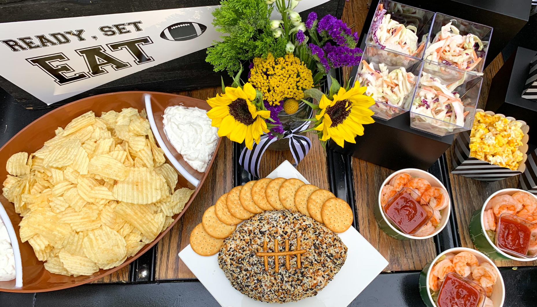 Good and easy tailgate food ideas for your tailgate party!