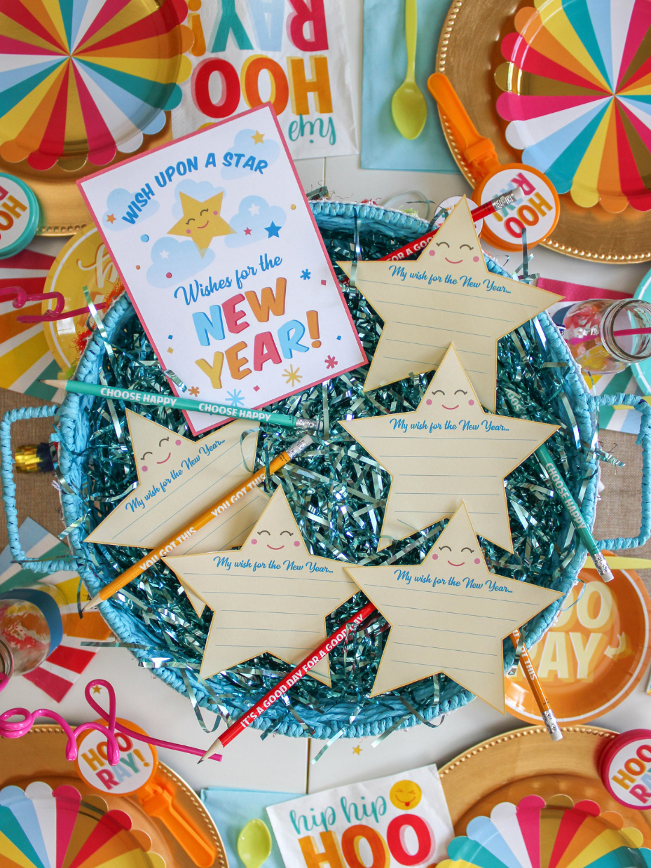 Wishes for the new year sign and star cards