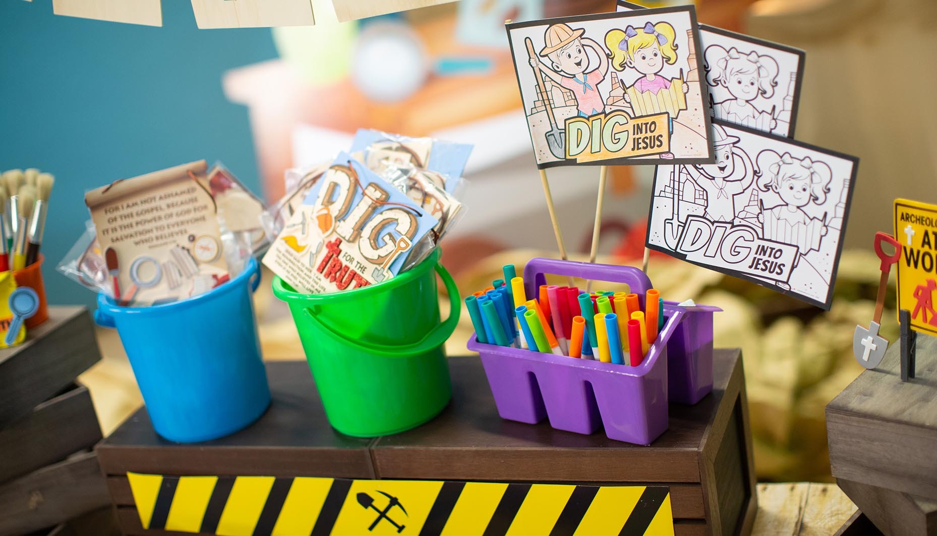 dig-theme-vbs-craft-station-1