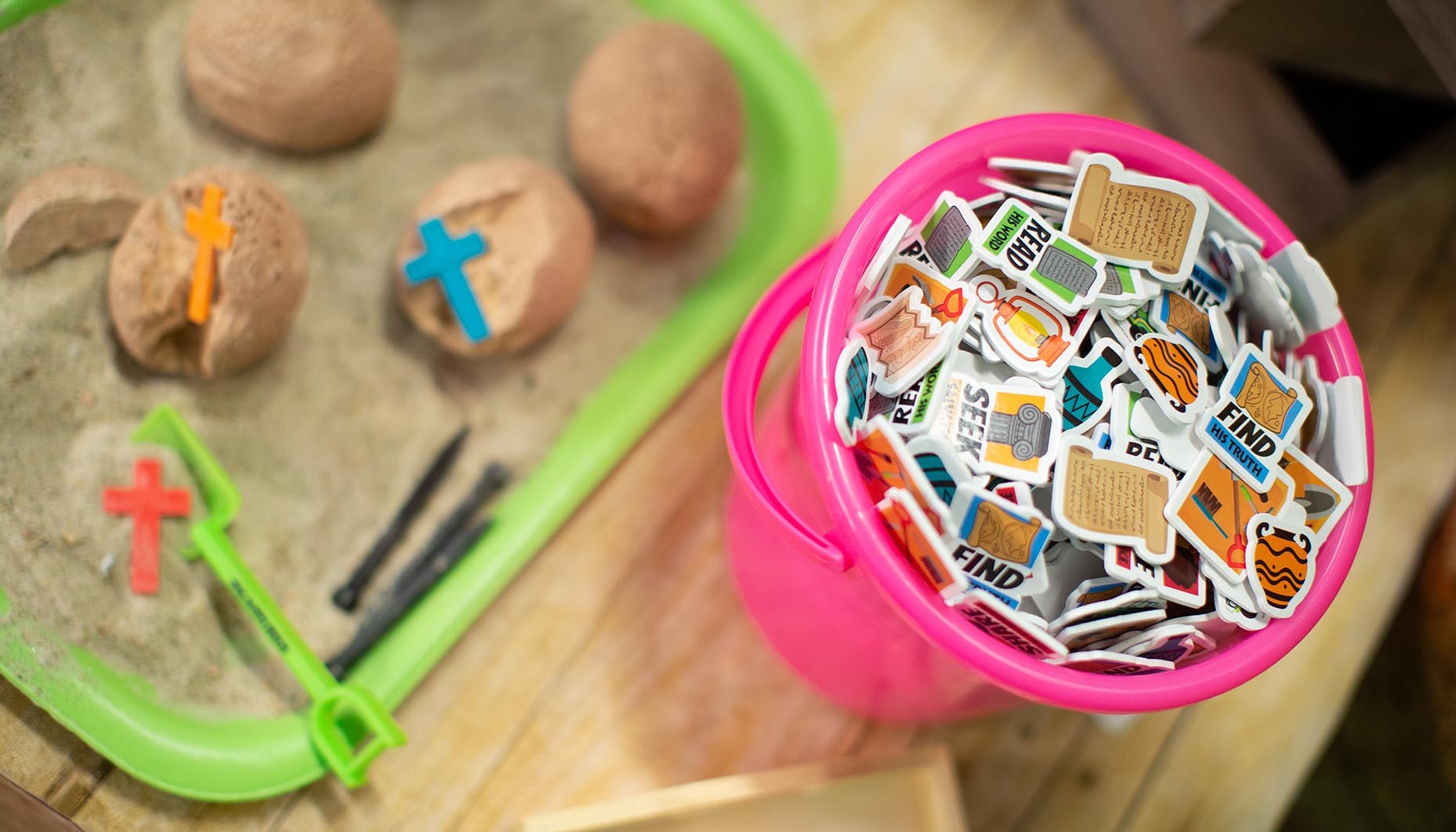 dig vbs craft station idea