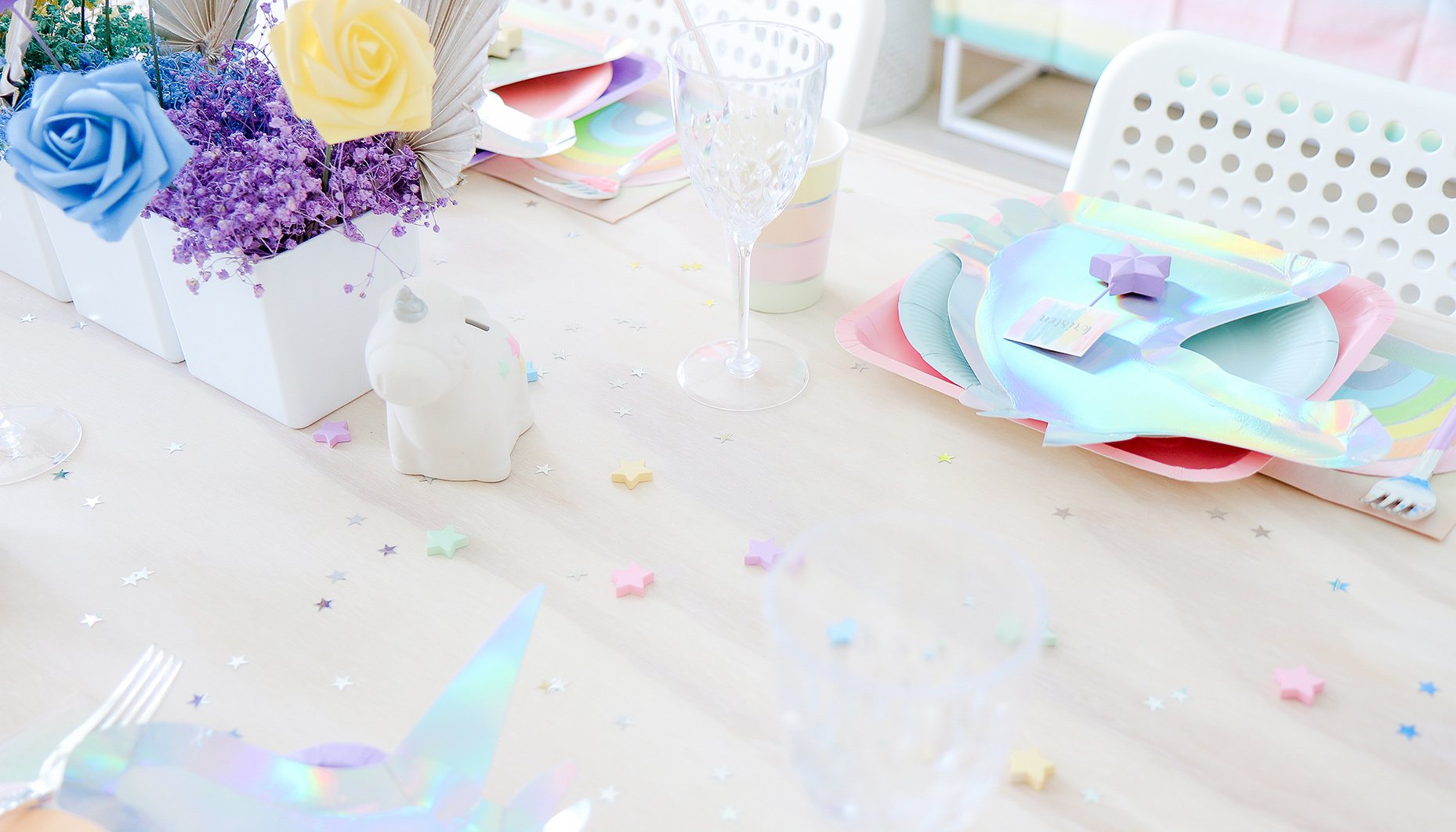 rainbow unicorn sip & see tablescape