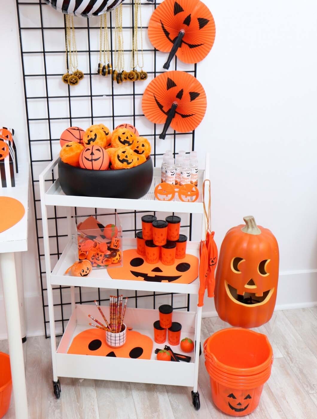 JackOLantern-Halloween-Party-Content-Vertical-1