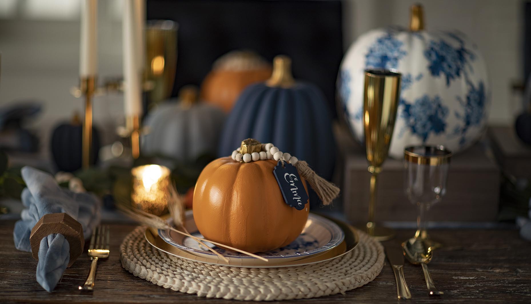 fall-chinoiserie-tablescape-idea-11