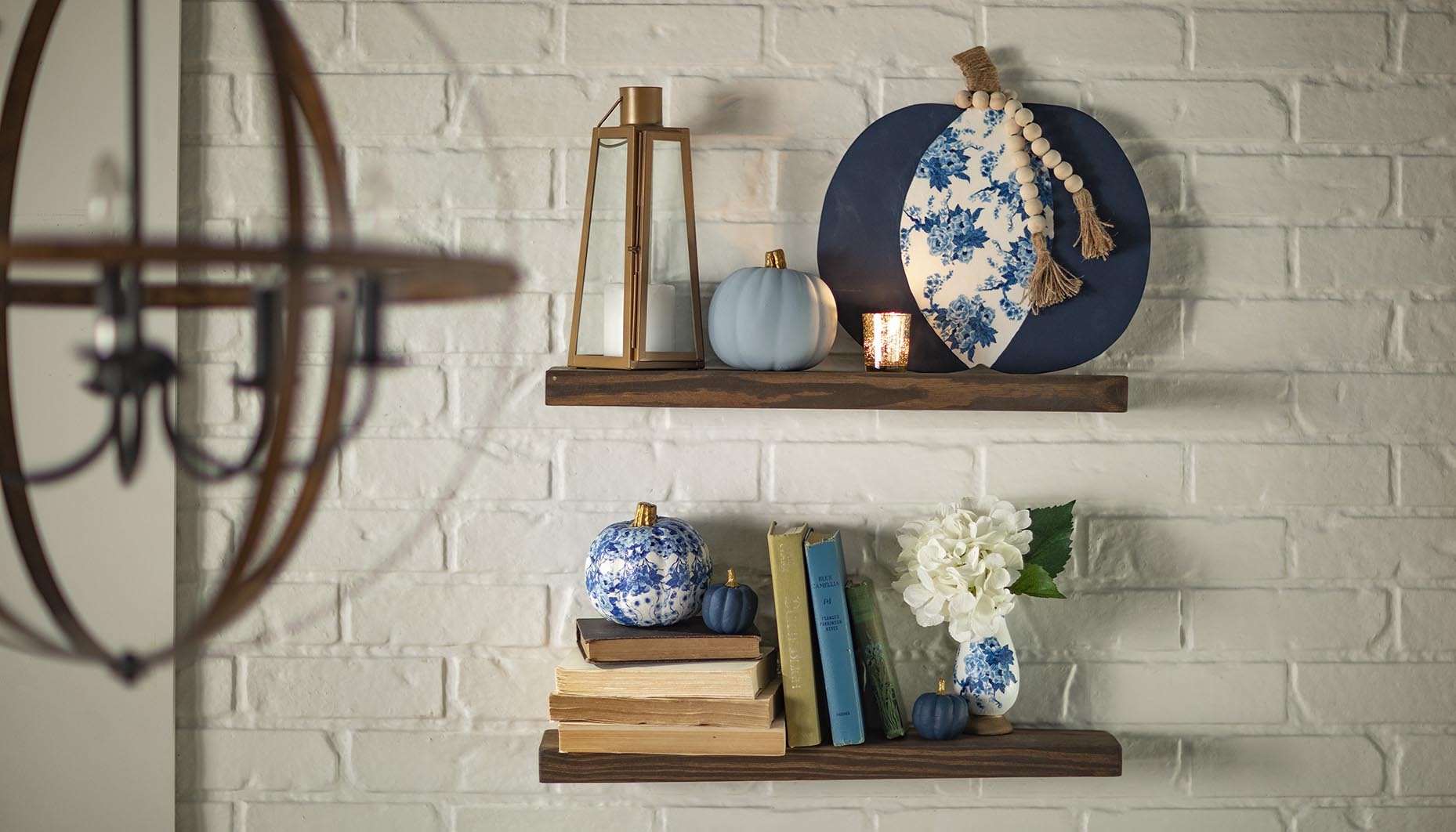 fall-chinoiserie-tablescape-idea-13