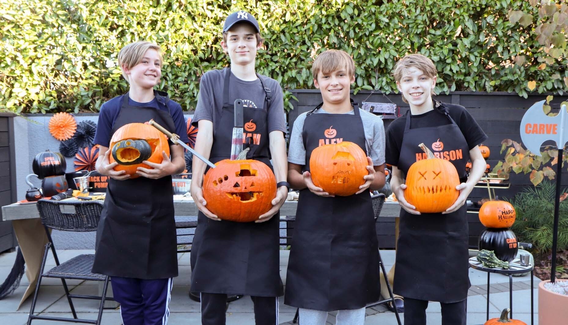 Pumpkin-Carving-Party-Content-9