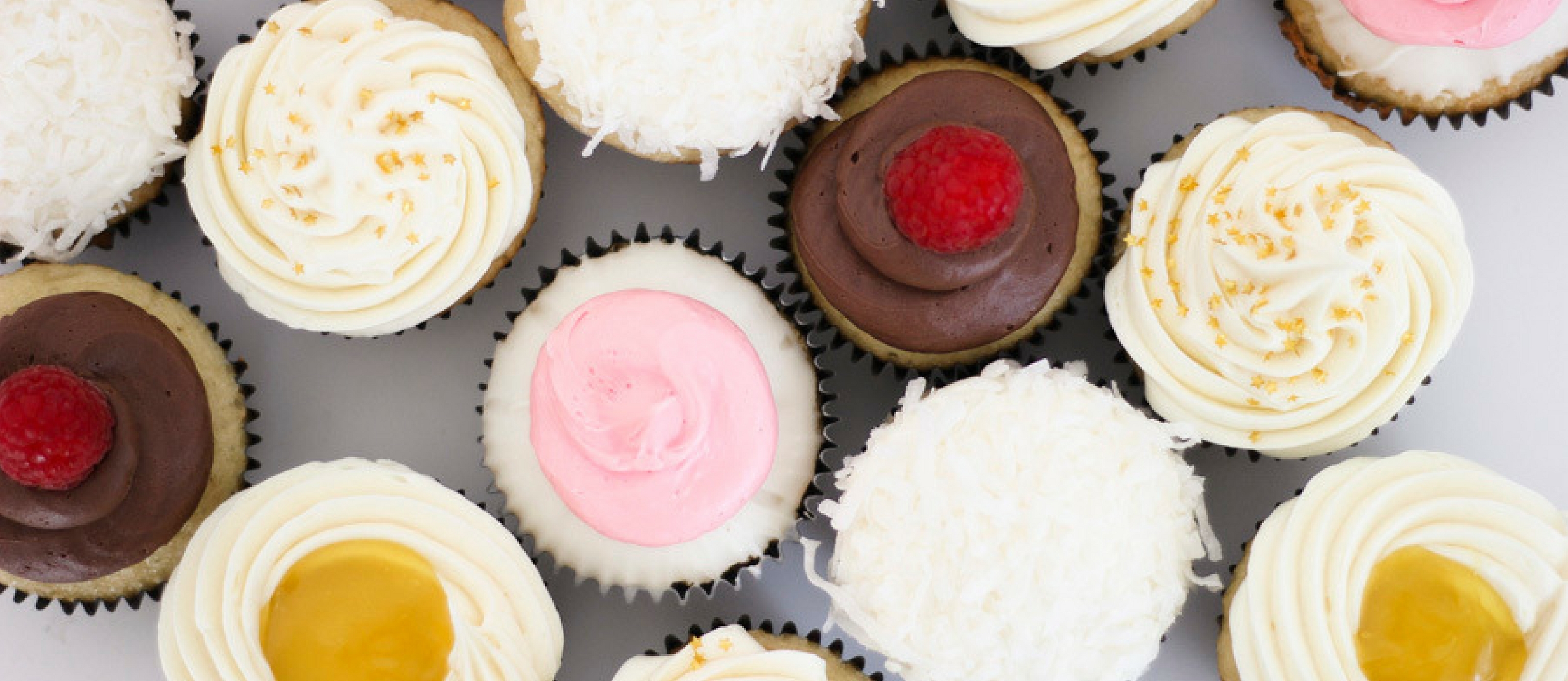Bridal Shower Cake Tasting 1 Cupcake / 5 Ways